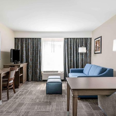 Hampton Inn & Suites Chapel Hill/Durham Esterno foto