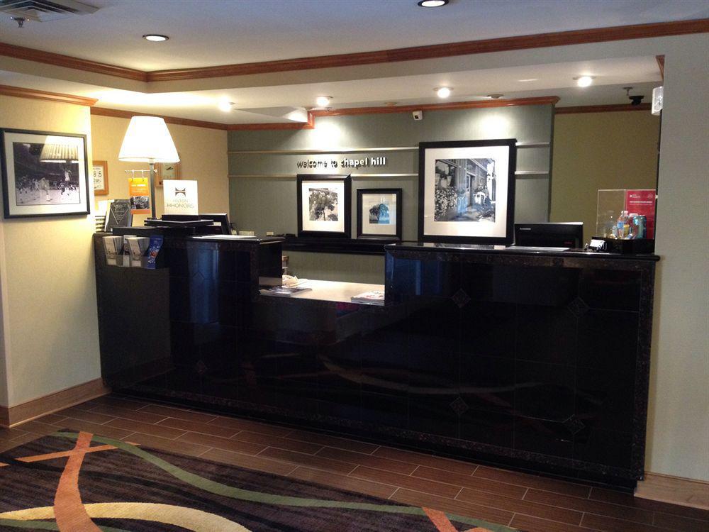 Hampton Inn & Suites Chapel Hill/Durham Esterno foto