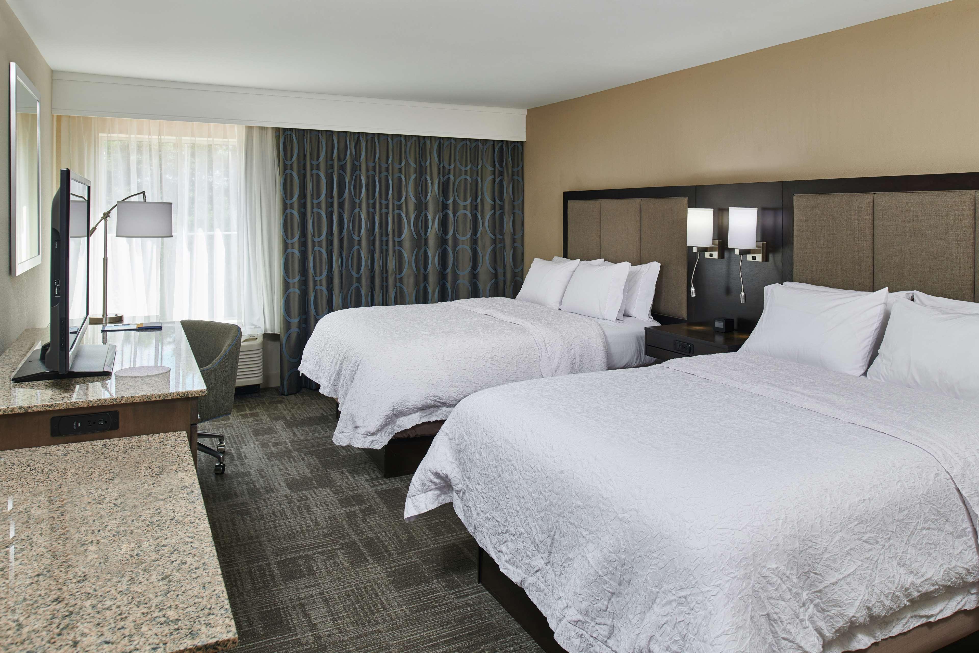 Hampton Inn & Suites Chapel Hill/Durham Esterno foto