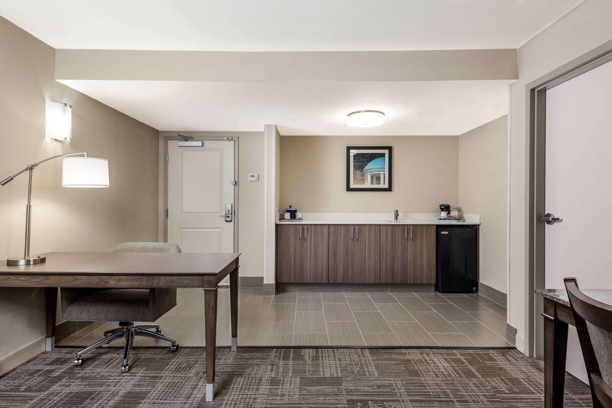Hampton Inn & Suites Chapel Hill/Durham Esterno foto