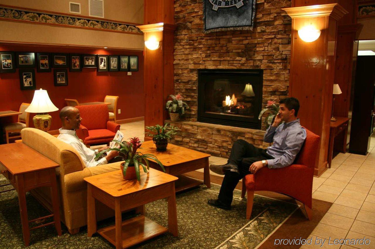 Hampton Inn & Suites Chapel Hill/Durham Ristorante foto