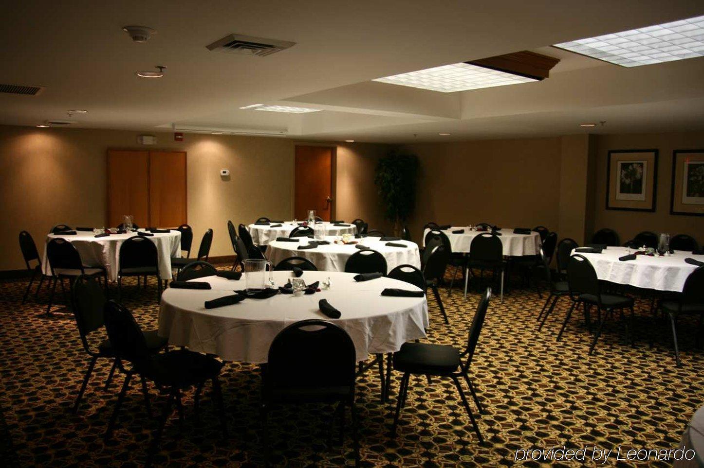 Hampton Inn & Suites Chapel Hill/Durham Ristorante foto
